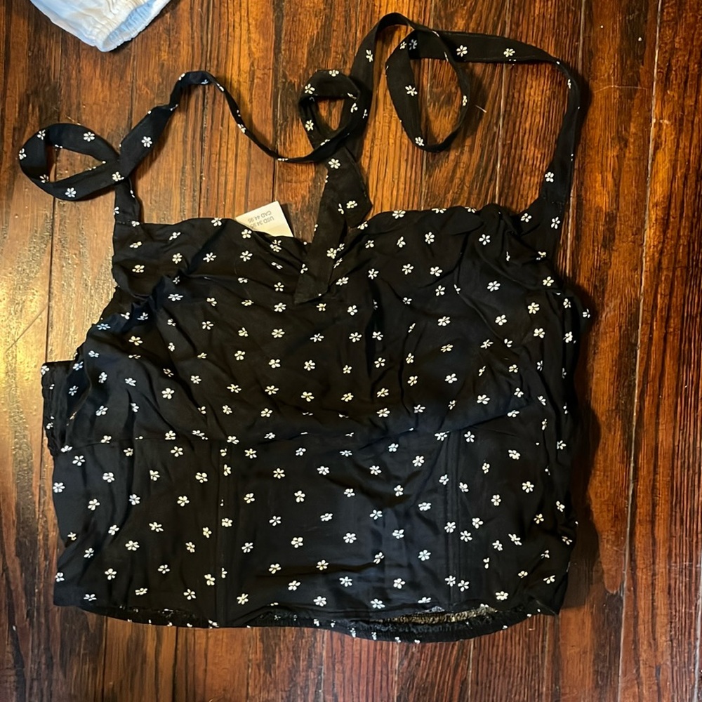 NWT American Eagle Crop Top